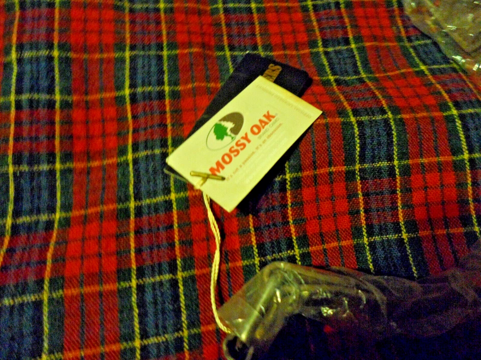 Nuevo con etiquetas Bolso Bandolera Mossy Oak Emperia Outfitters Camuflaje con Acentos Marrón Foto 4 de 4