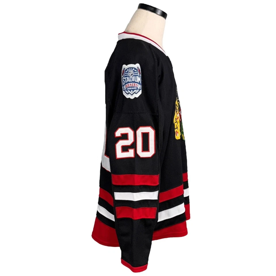 Reebok NHL Chicago Blackhawks Brandon Saad #20 Jersey XL - Image 3 of 4