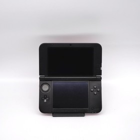 Nintendo 3DS XL Black Console w/  Charger, Memory Card and Stylus (USA)