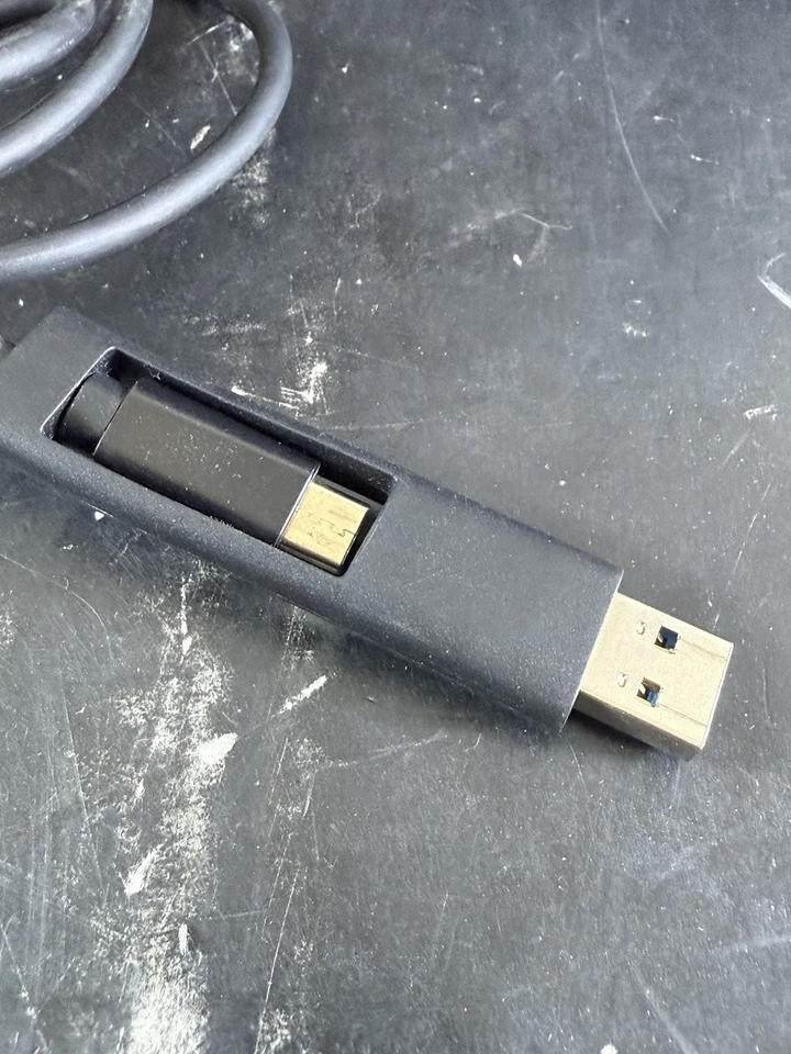 Dell D6000 Laptop Docking Station USB-C Universal w/ 130W POWER SUPPLY - Image 2 of 4