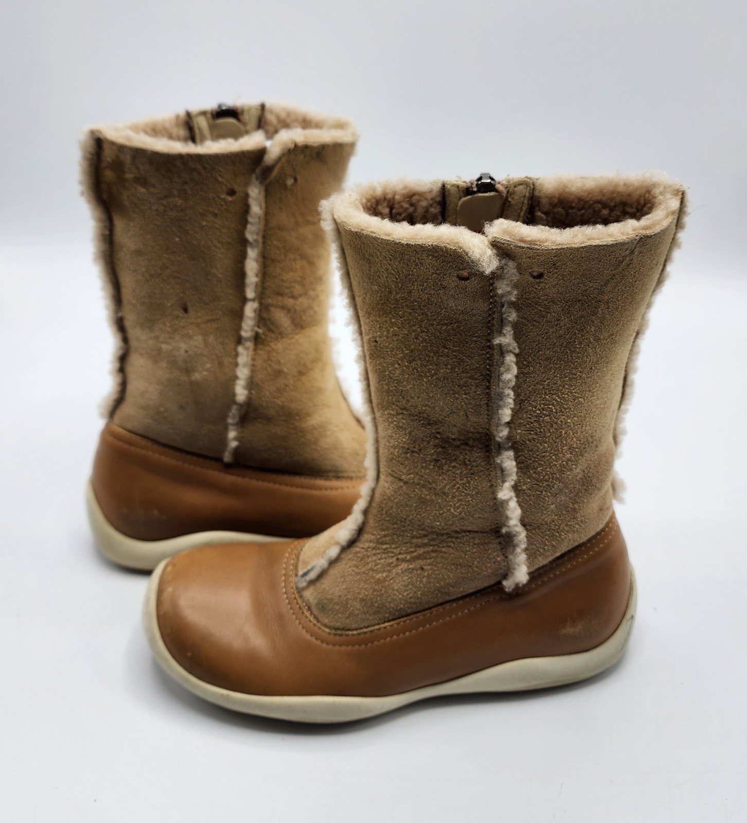 Prada Girl’s Suede / Leather Boots Size 13 US / 31 EU Pre-owned thumbnail 6