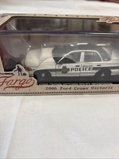 Fargo Greenlight 2003 Ford Crown Victoria Police Interceptor Port Authority 1:43