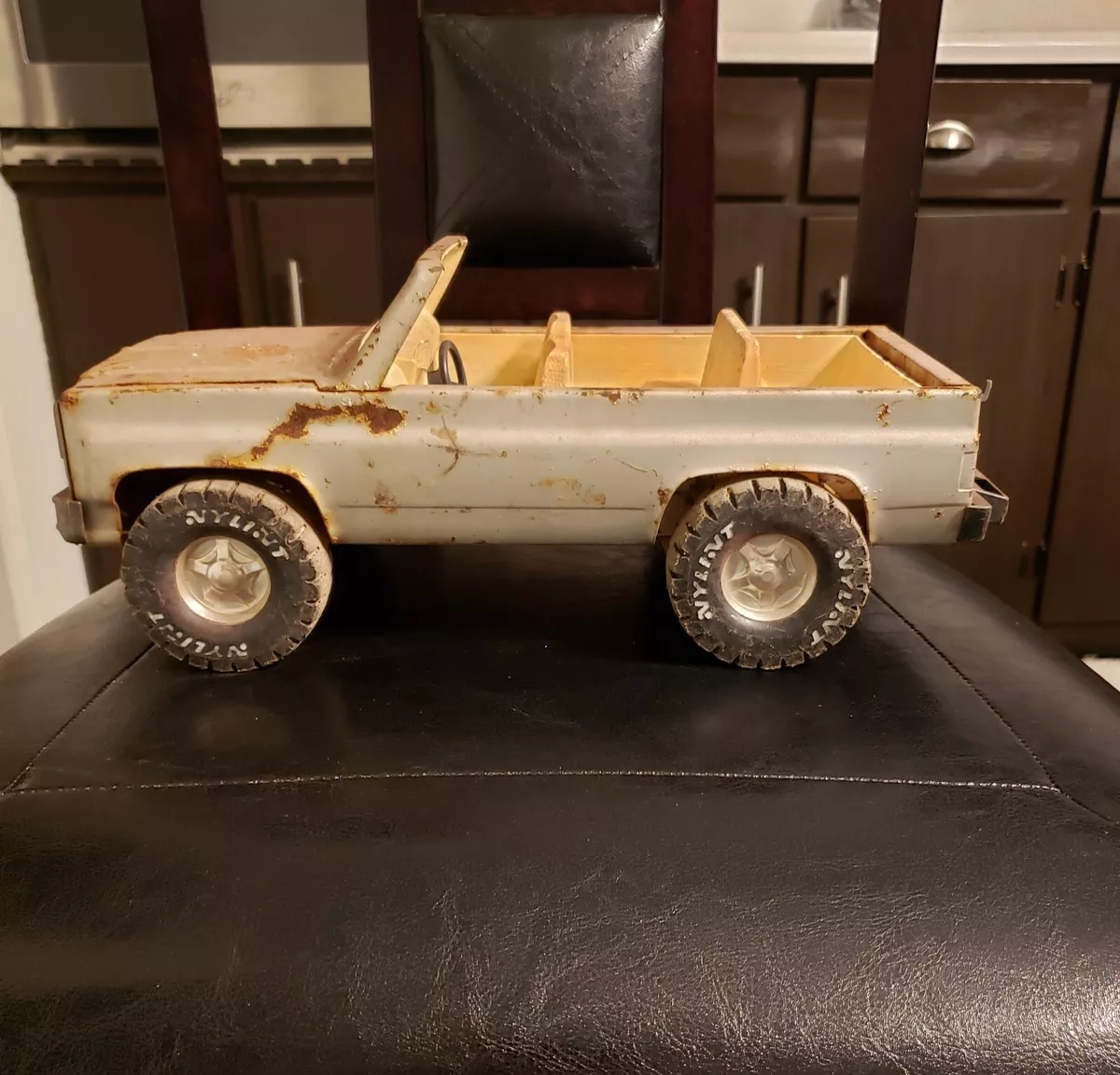 Nylint chevy best sale blazer