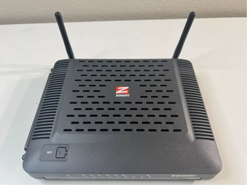 Módem por cable Zoom Docsis 3.0 con Wireless-N y Gigabit Ethernet modelo 5352 Foto 4 de 4