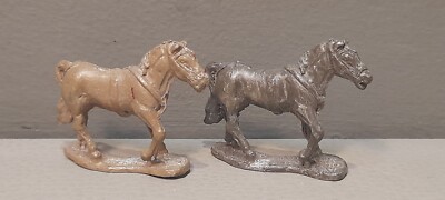 Vintage Toy Horses Lead Figures Detailed Miniature Models Collectible Bundle x2