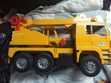 bruder man crane truck