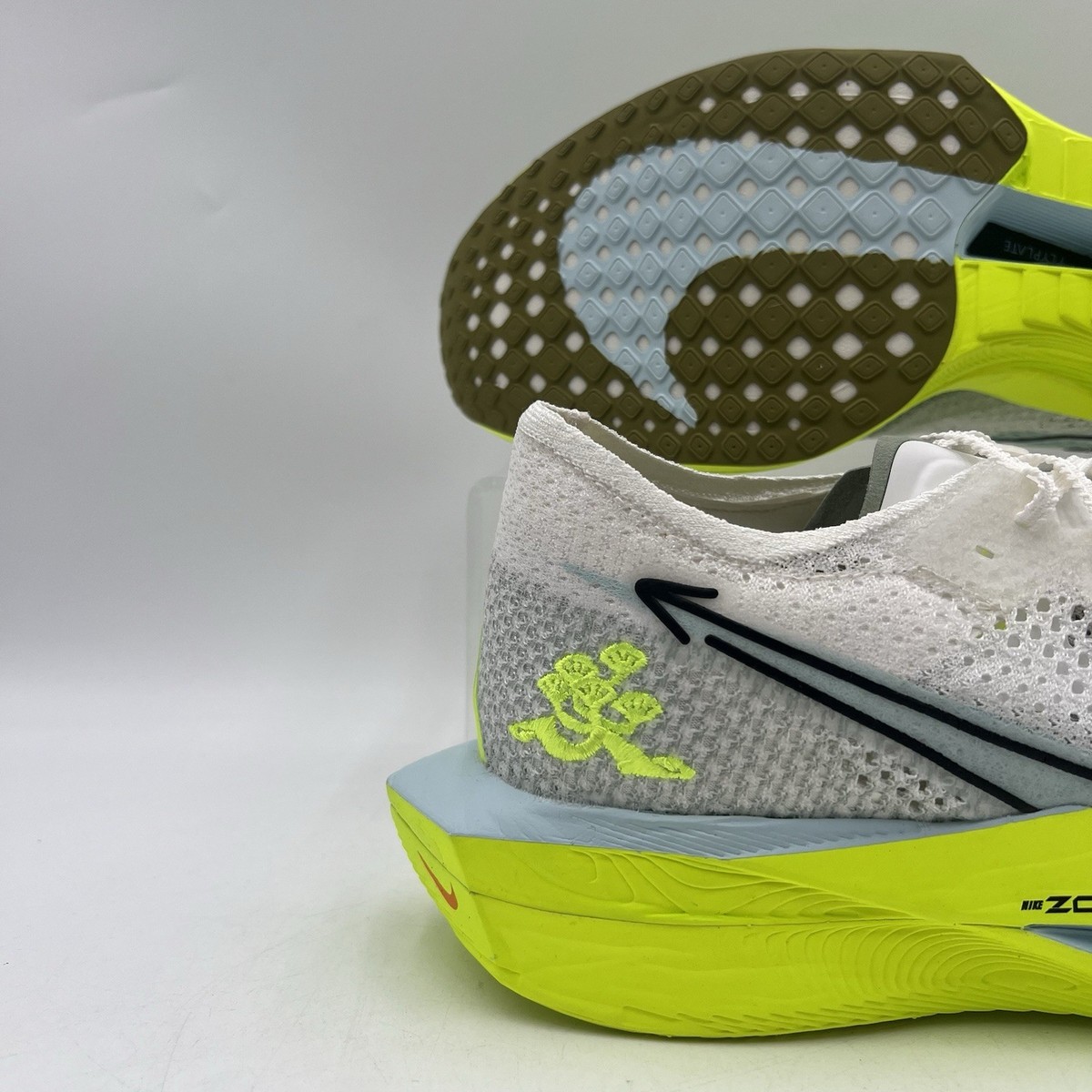 Mens Size 14 Nike ZoomX Vaporfly Next% Sail Glacier Yellow Shoe