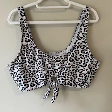 Source Unknown Black and White Tie-Front Crop Bikini Top