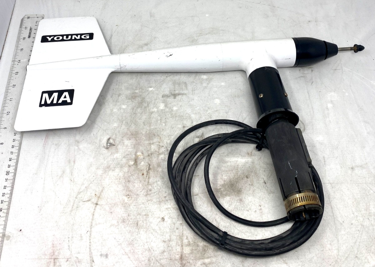 R.M Young Marine Wind Monitor Anemometer & Wind Vane 05103