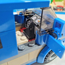 🔥Lego City 60117 Van and Caravan 100% Complete w/ Minifigures and Instructions