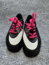 Nike Jr Bravata FG Kids Black/Pink Soccer Cleats Size 1C 749906-016 White Swoosh