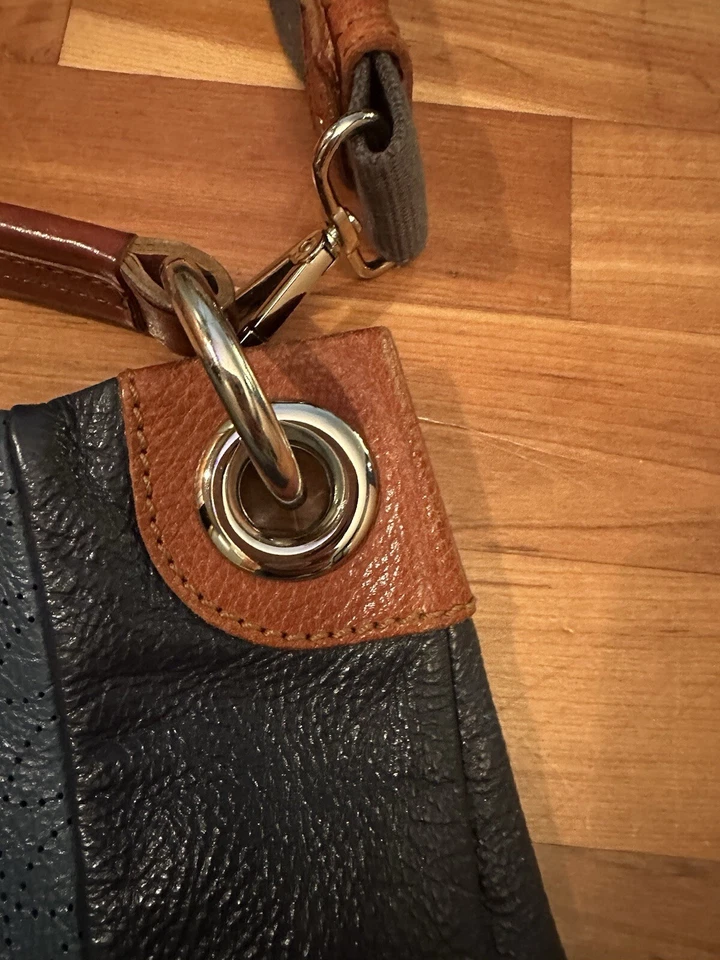 Bolso Bandolera/Hombro Orla Kiely Difícil de Encontrar, Raro, De Colección, Cuero, Azul Marino Bardana Foto 2 de 4