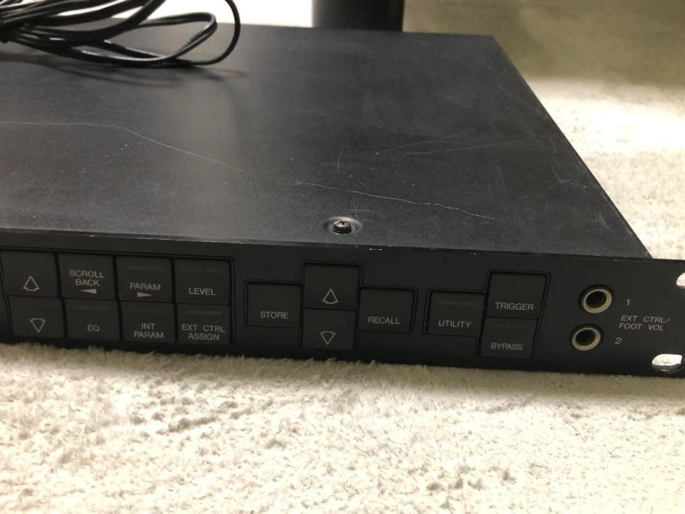 YAMAHA SPX90 Digital Multi-Effects Sound Processor Good Condition Japan - Image 3 of 4