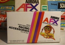 AURORA MODEL MOTORING, ORANGE 3" WIDE BRIDGE BEAMS POSTS, SET OF FOUR, 1592