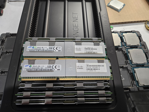Samsung 32GB 4Rx4 PC3L-12800L Server RAM CN M386B4G70BM0-YK00 - YK03