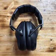Walkers Non-Electric Earmuffs Black