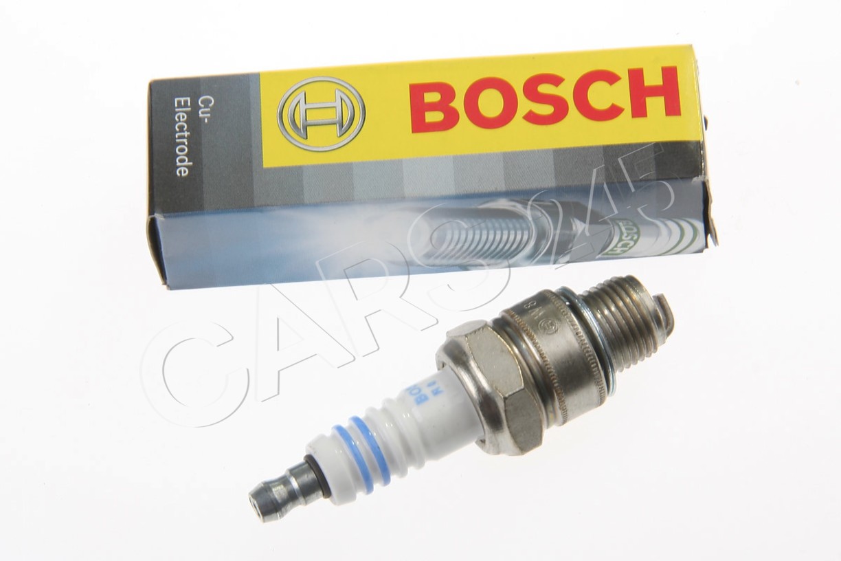 NEW BOSCH Spark Plug Fits PEUGEOT MOTORCYCLES KTM MOTORCYCLES UAZ 101 103 M46