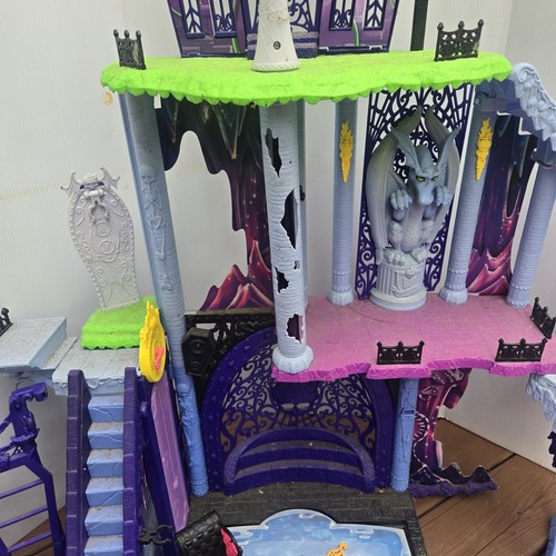 Playset Castello Catacombe Monster High Freaky Fusion 2013 con alcuni accessori - Foto 9 di 10