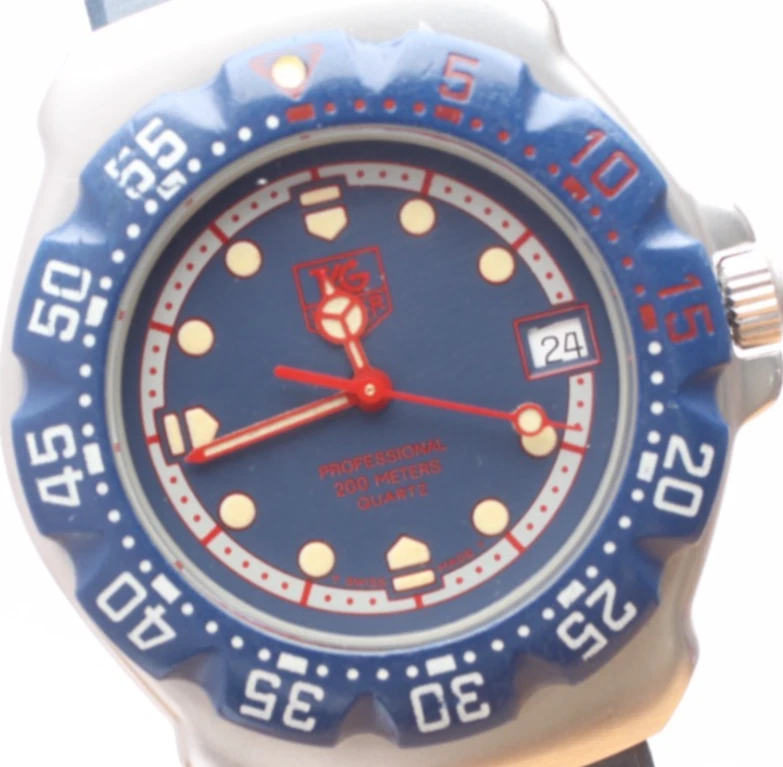 TAG Heuer Formula 1 Men 200 m (20 ATM) Water Resistance