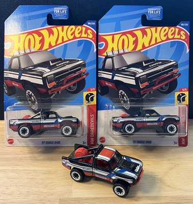 Hot Wheels 2021 HW Daredevils 5/5 '87 Dodge D100 Treasure Hunt Lot of 2 