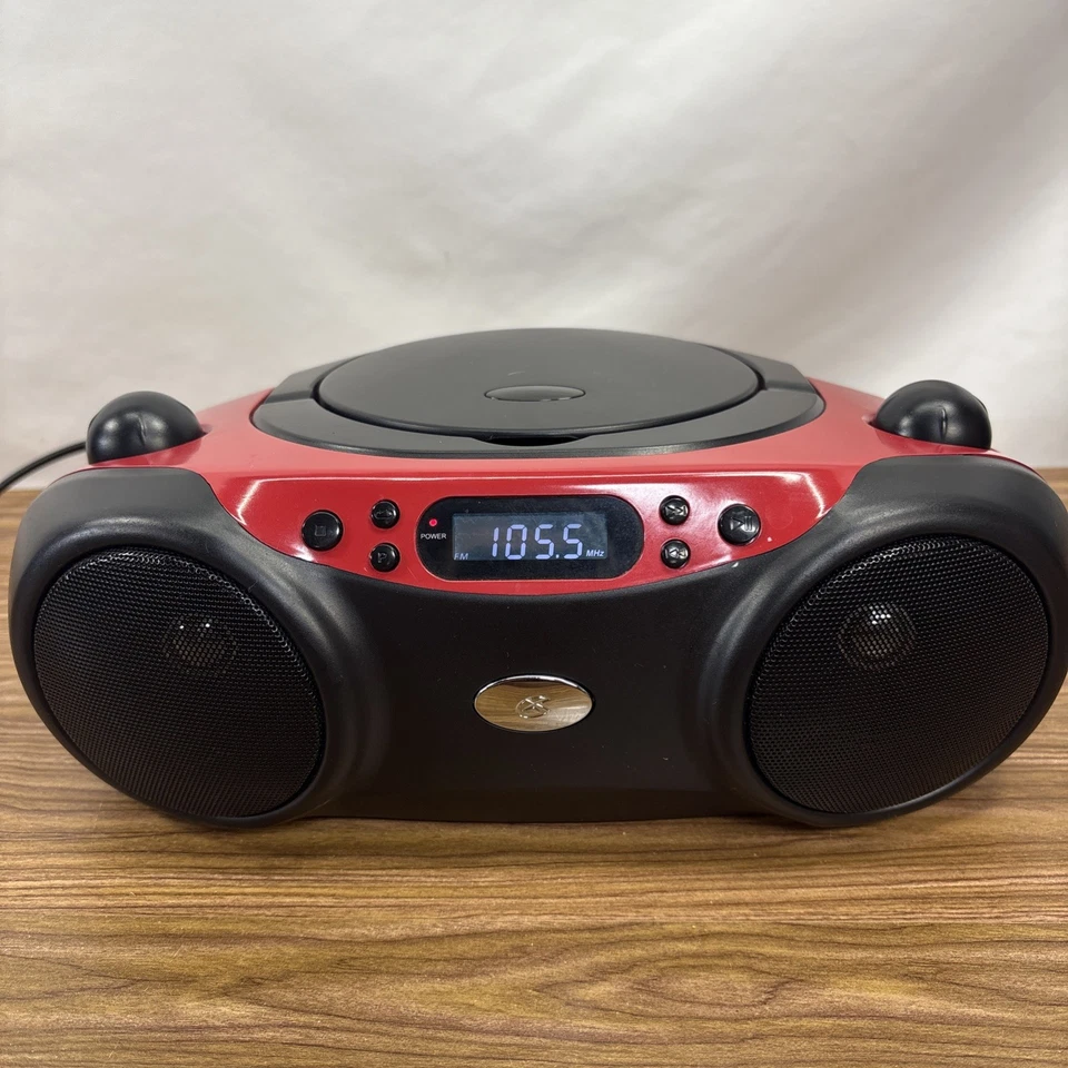 Gpx Bc232R CD/radio Boombox - Image 2 of 4