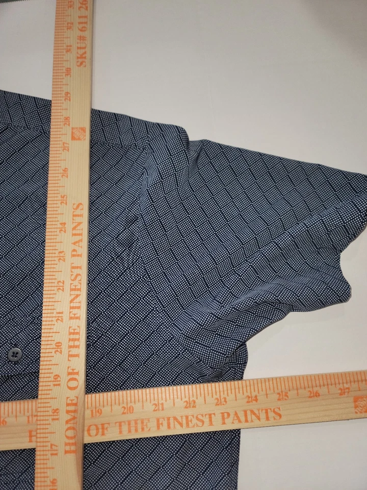 Free Planet Men XL Short Sleeve Button Up Shirt Casual Geo Pattern W/Pockets  - Image 3 of 4