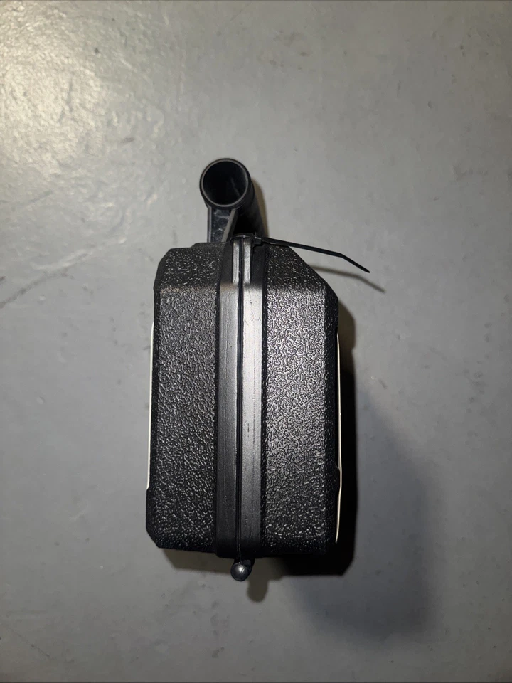 DeWalt 36' Self-leveling Cross Line Laser Level DW08802 New With Case New - Image 2 of 3