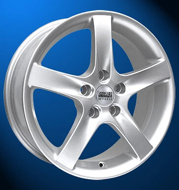 5 Felgen fürs Auto