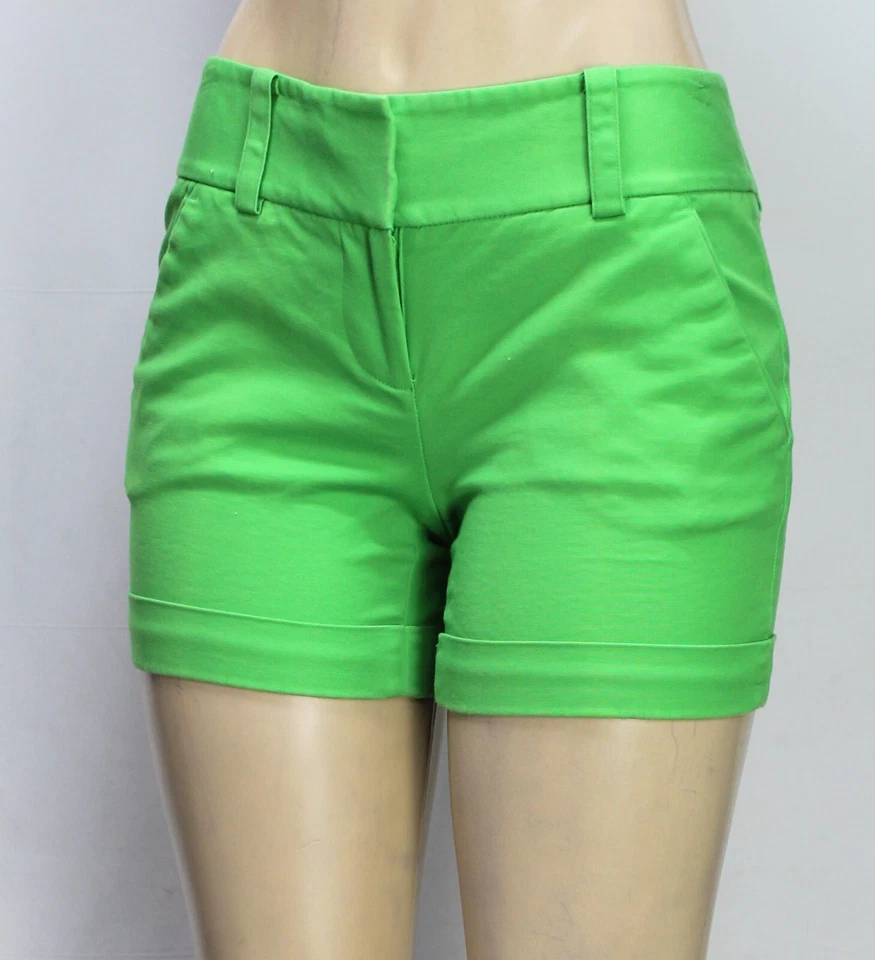Pantalones cortos para mujer Vince Camuto elásticos verdes talla 0 Foto 3 de 4