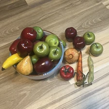 Vtg Fake Fruits And Vegetables 28 Pieces Lifelike Artificial Home Decor