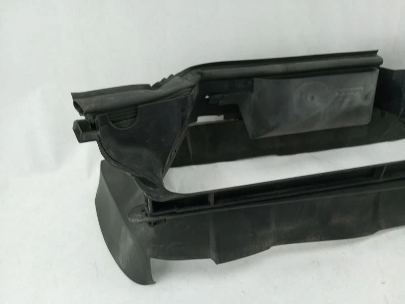 Conjunto de cubierta de radiador Volvo XC70 V70 compatible con 2001 2002 2003 2004 Foto 4 de 4