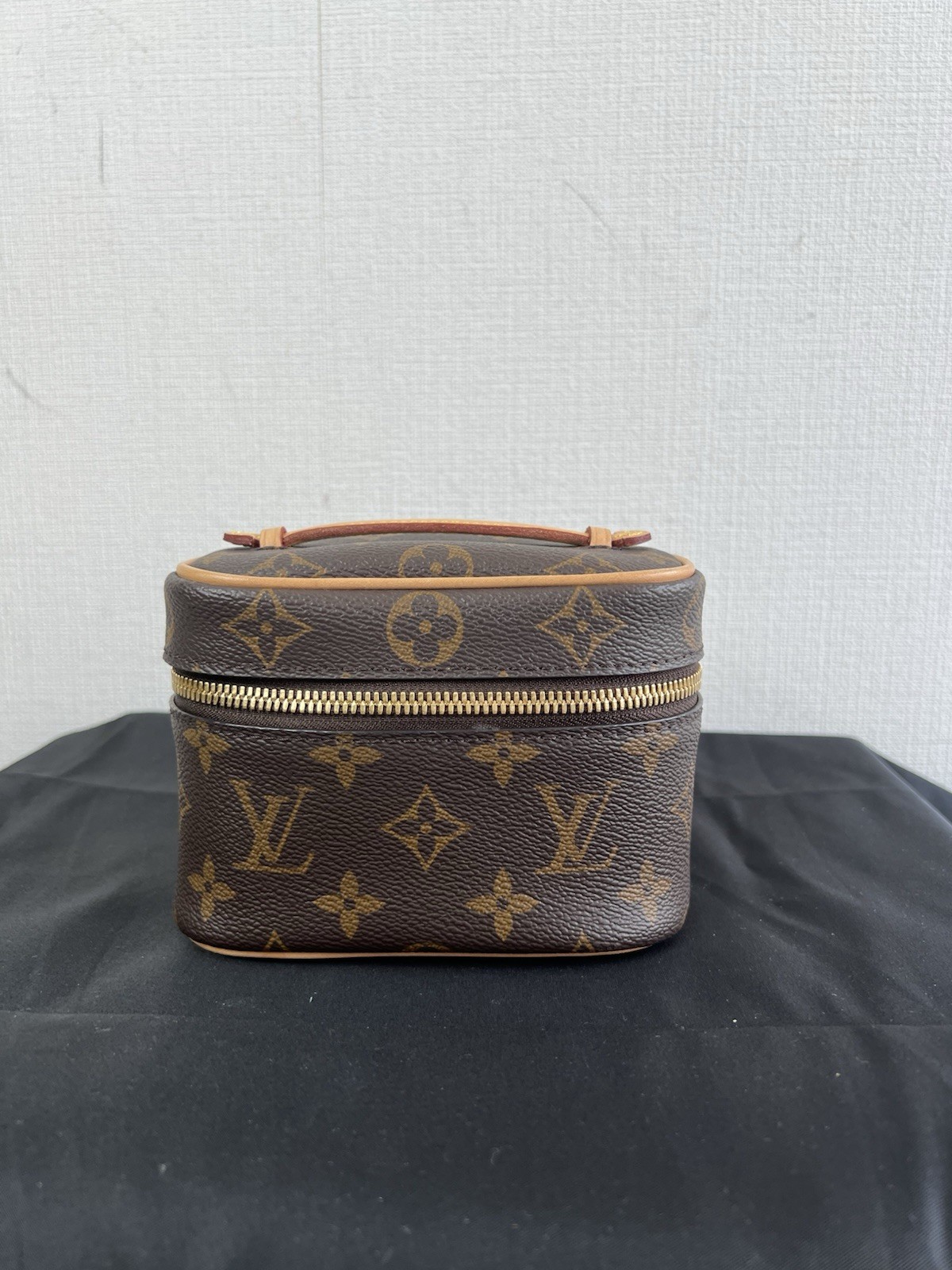 Auth Louis Vuitton Brown Monogram Nice Mini Vanity Bag Gold HW Rank A
