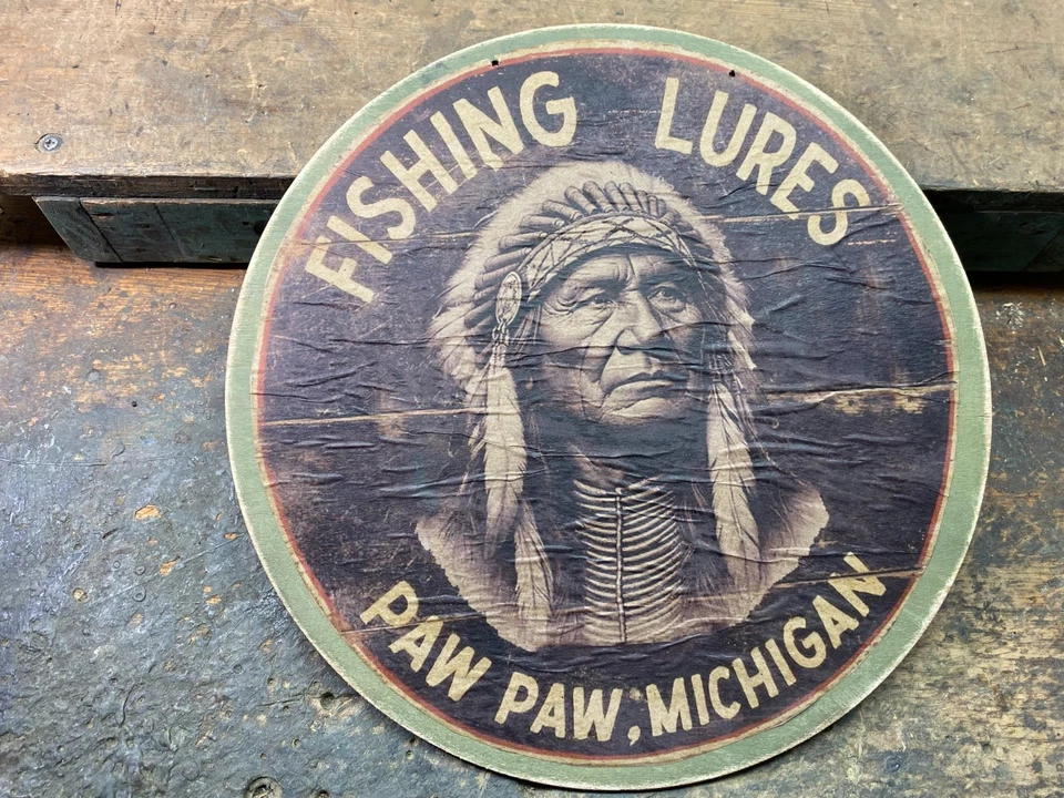 Señuelos de pesca con pata de pata de letrero de 12 pulgadas de madera de pesca vintage con jefe y valiente Foto 3 de 4