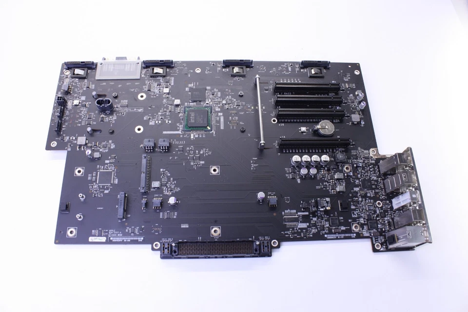 Apple Mac Pro A1289 5,1 Mid 2010 Server Backplane Board - Image 2 of 4