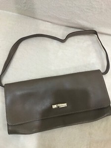 longchamp clutch