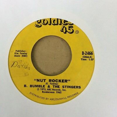B. BUMBLE & THE STINGERS - NUT ROCKER / NAUTILUS - 7''-SINGLE  - US 1973 (16)