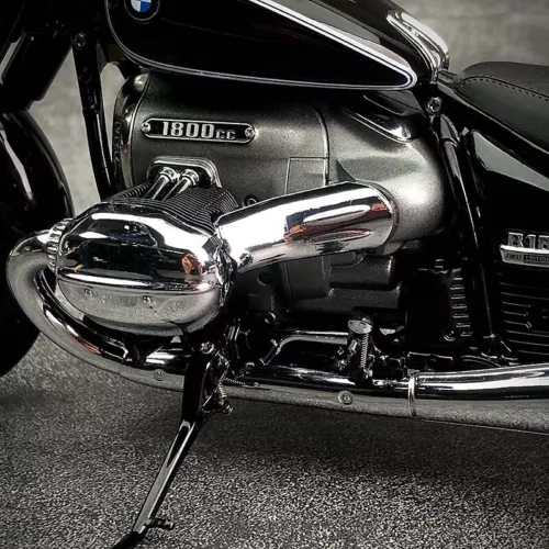 BMW Miniature 1/10 Scale Motorcycle Motor Bike Model R18 black Dealer's edition - Picture 10 of 12