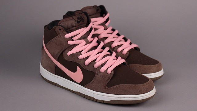 nike dunk sb high chocolate pink