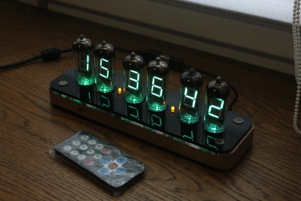 Relógio de mesa montado VFD IV-11 Nixie tubo Steampunk retrô Cyberpunk - Imagem 4 de 4