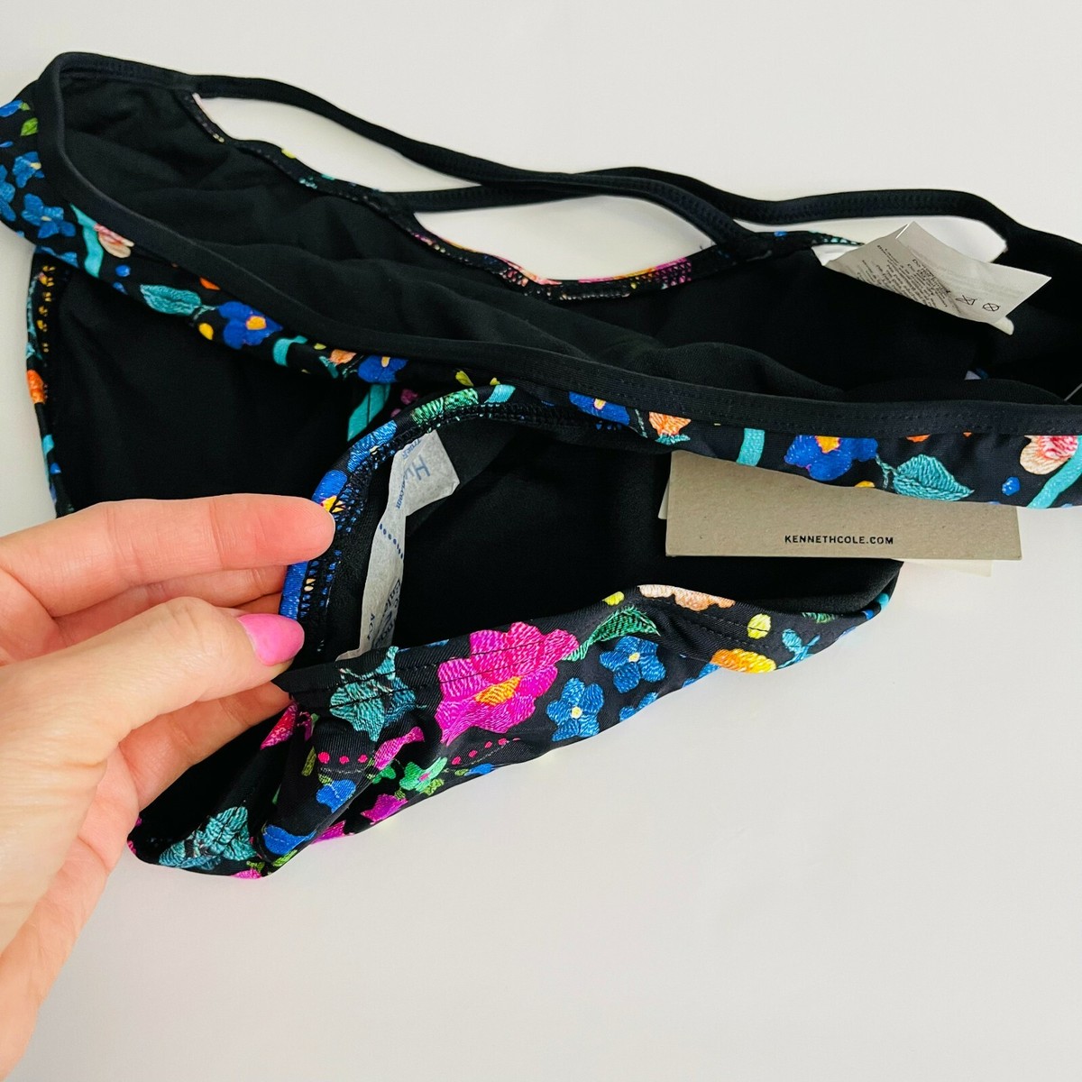Bas De Bikini Kenneth Cole New York – Taille M – Noir Uni – Neuf Avec étiquettes
