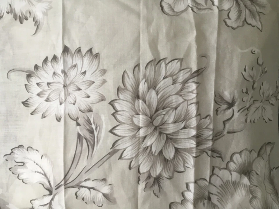 CHIVASSO Tela Muestra Resto 1+Yarda Foto 3 de 4