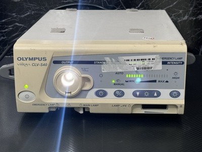 OLYMPUS CLV-S40PRO XENON LIGHT  SOURCE CLV-S40