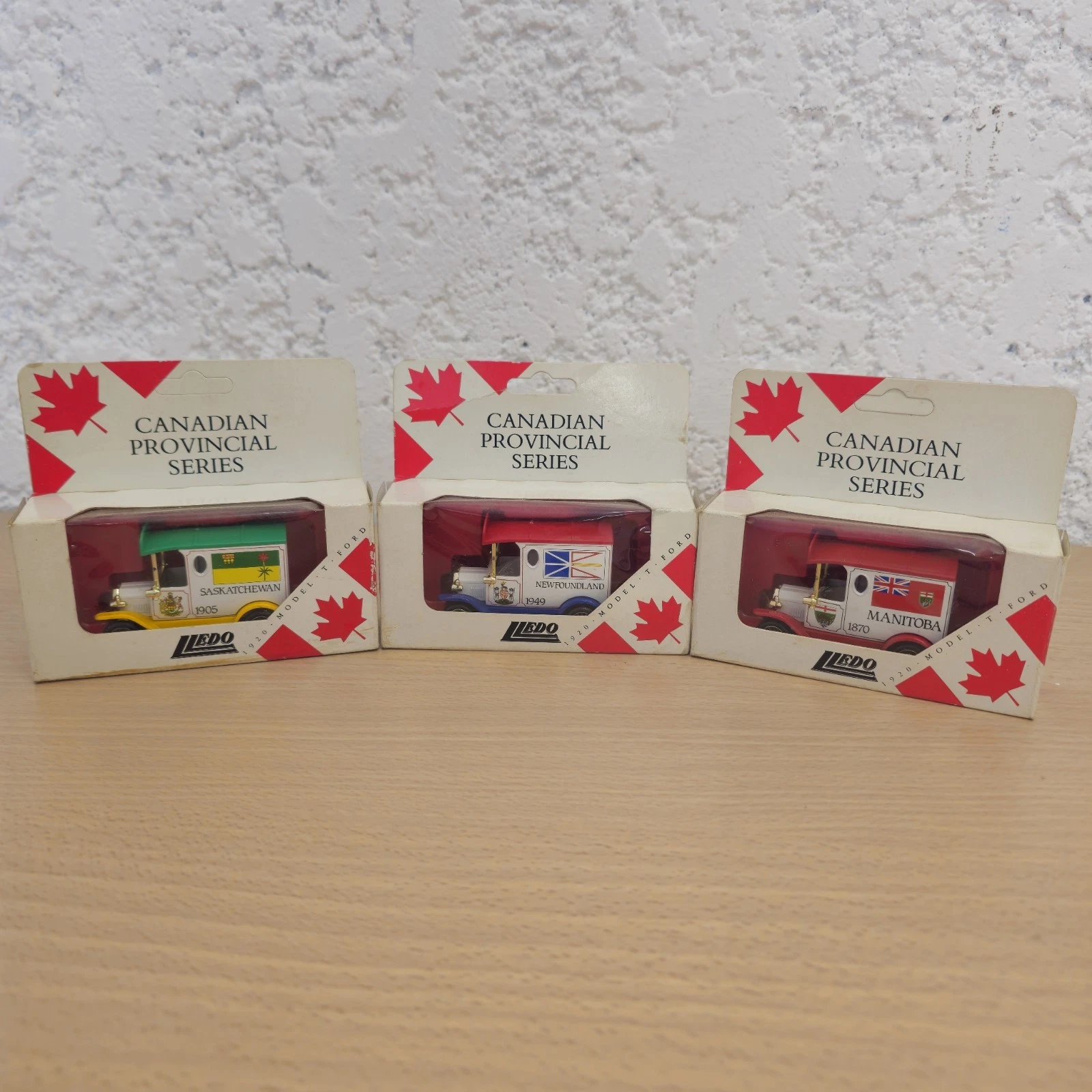 Lot de 3 Voitures Miniatures Lledo Canadian Provincial Series Ford Model T