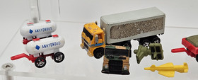 Vtg Galoob/Funrise MICRO MACHINES Diecast Vehicle + Accessories Lot of 26 READ