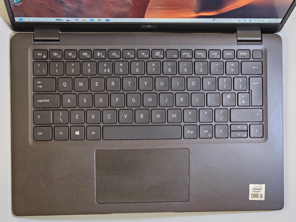 Dell Latitude 7310 FHD 13,3" Intel i5-10210U @ 1,60 GHz 8 GB 256 GB NVMe Win 11 Pro - Immagine 3 di 4