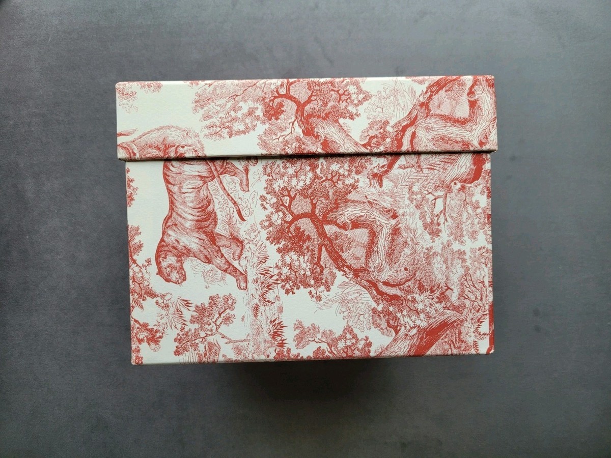 NEW Christian Dior Red Toile de Jouy Medium Gift Box 8 x 8 x 6.5