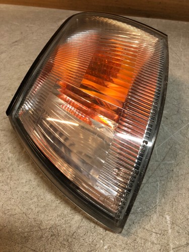 TOYOTA CARINA E N/S FANALE INDICATORE LUMINOSO ANTERIORE LATO PASSEGGERO SINISTRO 81520-05010 - Foto 2 di 7