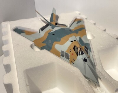 Armour Collection 1:48 Scale F117 STEALTH U.S. Air Force | eBay