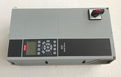 DANFOSS VLT 131B7795 FC-102P3K0T4E55H3XGX1XXSXXXXAXBXCXXXXDX INVERTER