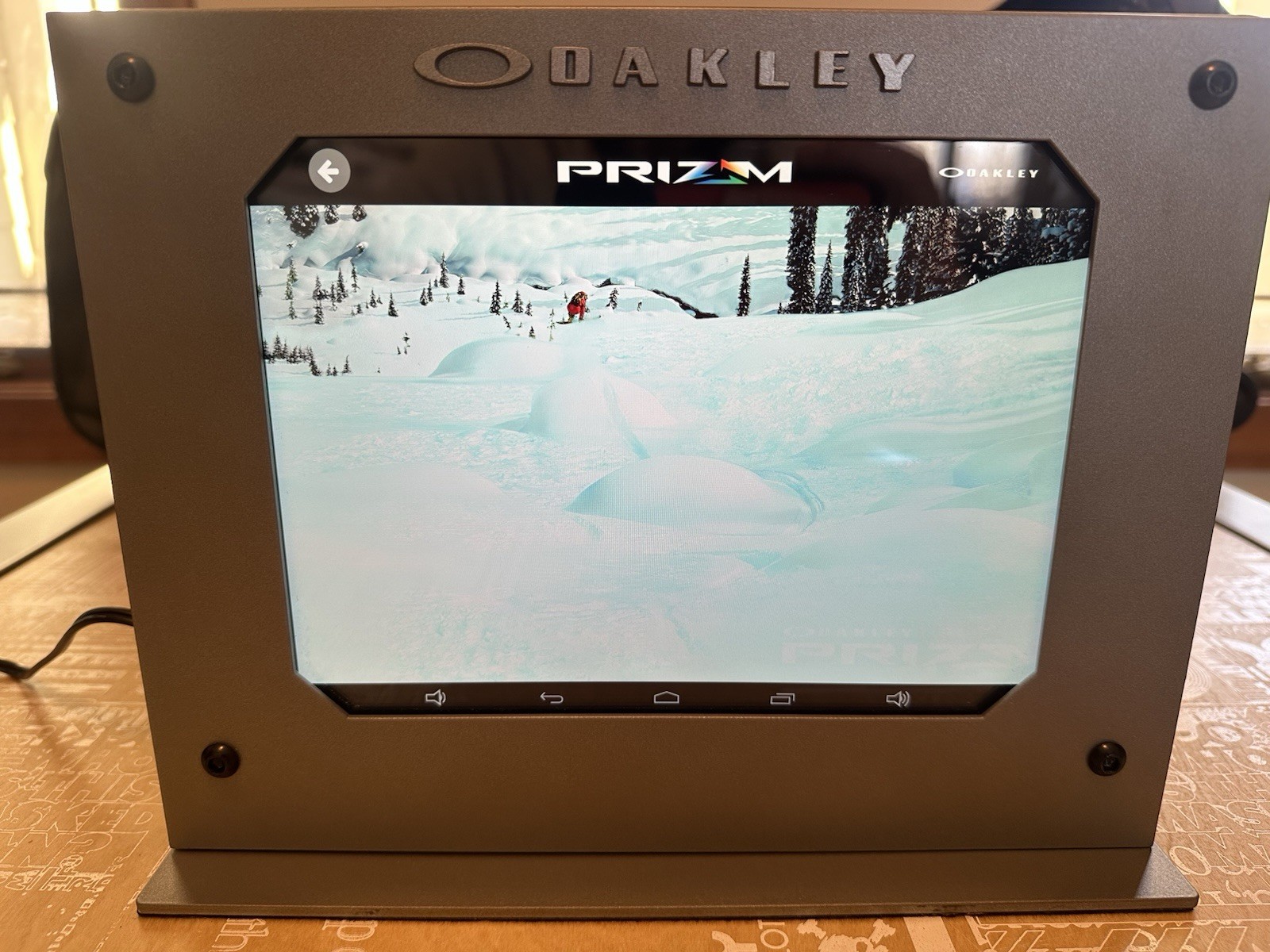 RARE Authentic Oakley PRIZM Digital Tower Tester Display Collector Item